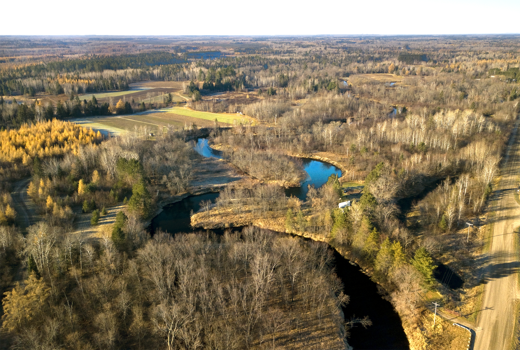 Hover mouse over logo at top left to see menu; click to go to next picture